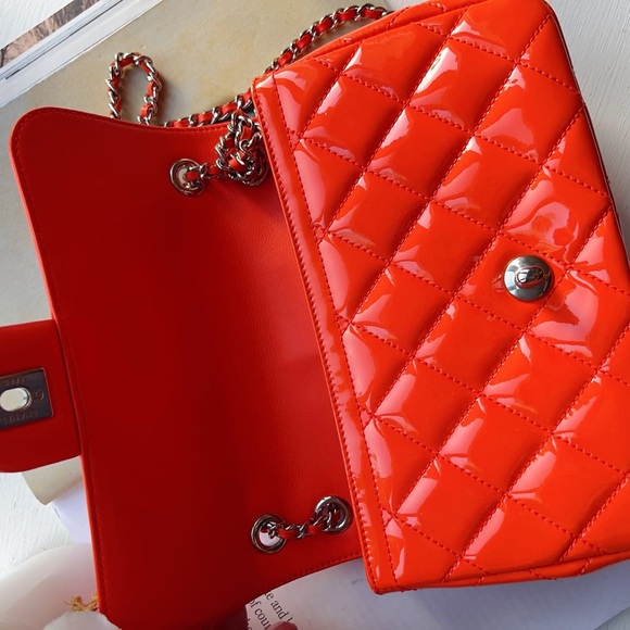 Chanel Patent Quilted Small Coco Shine Flap Orange - Picture 5 of 7